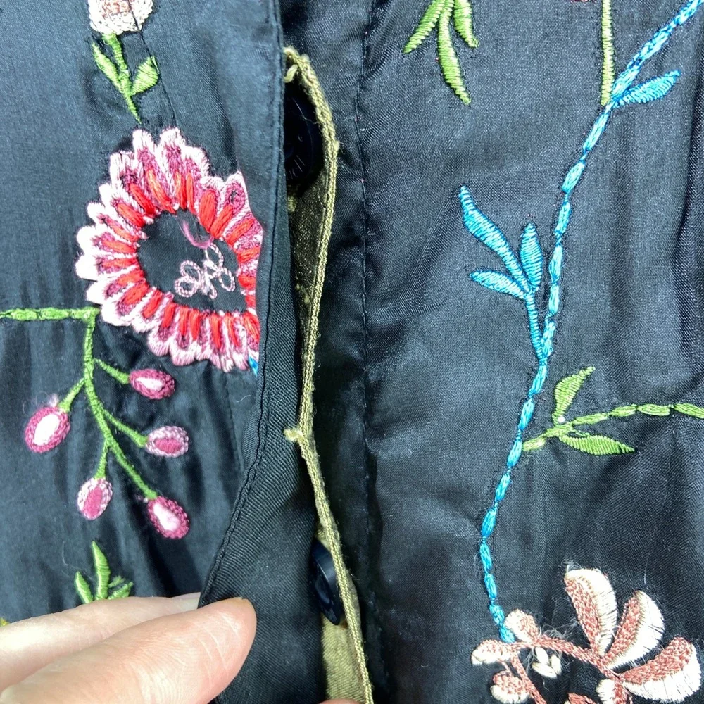 April Cornell Black‎ Multi Color Embroidered Flower Tapestry Vest Womens Large